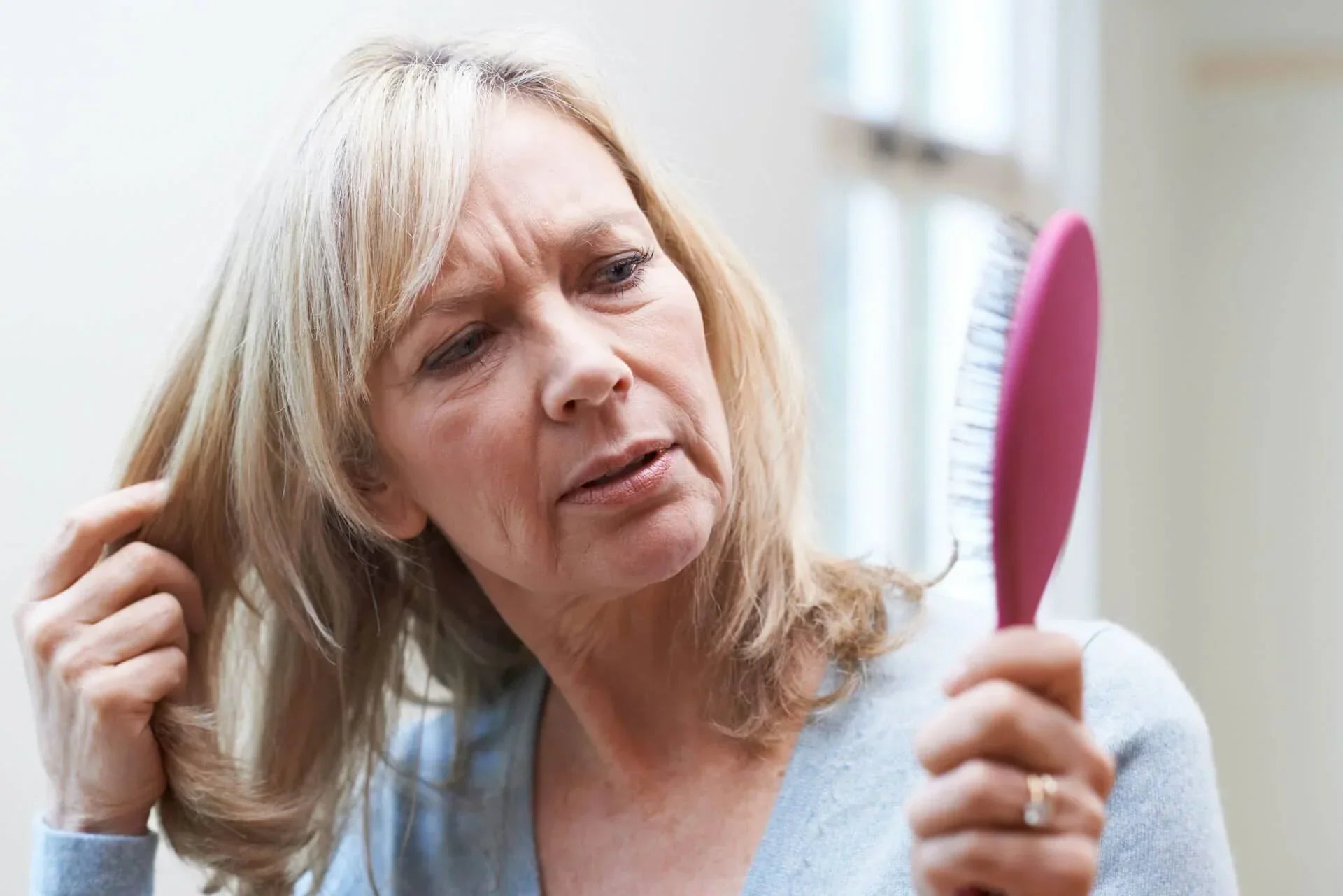 Dicas para prevenir a queda de cabelo na menopausa