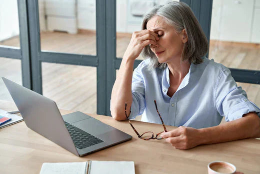 Problemas de concentração: por que eles acontecem na menopausa?