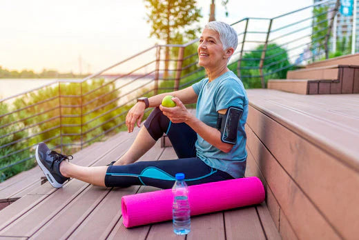 Saúde óssea: saiba como evitar os danos da menopausa 