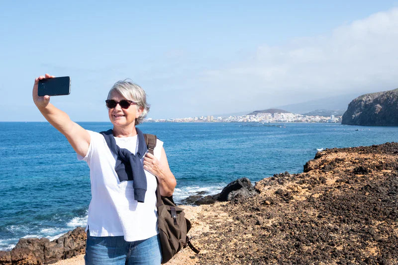 Viajar sozinha: oportunidade para se redescobrir durante a menopausa
