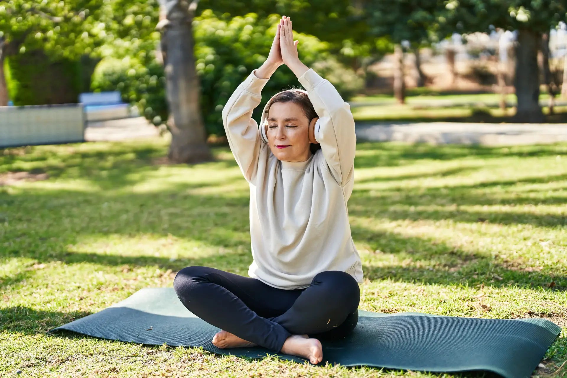 Yoga para a menopausa: relaxamento e alívio das ondas de calor